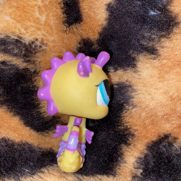 Littlest Pet Shop Sea Horse 2004 - Picture 3 of 5